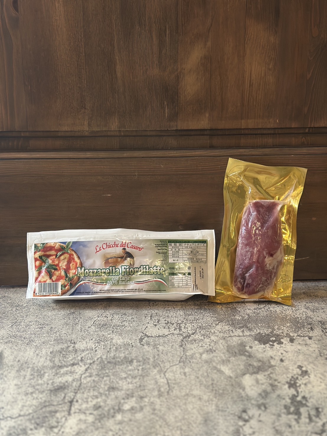モッツァレッラと鴨肉がスペシャル特価‼