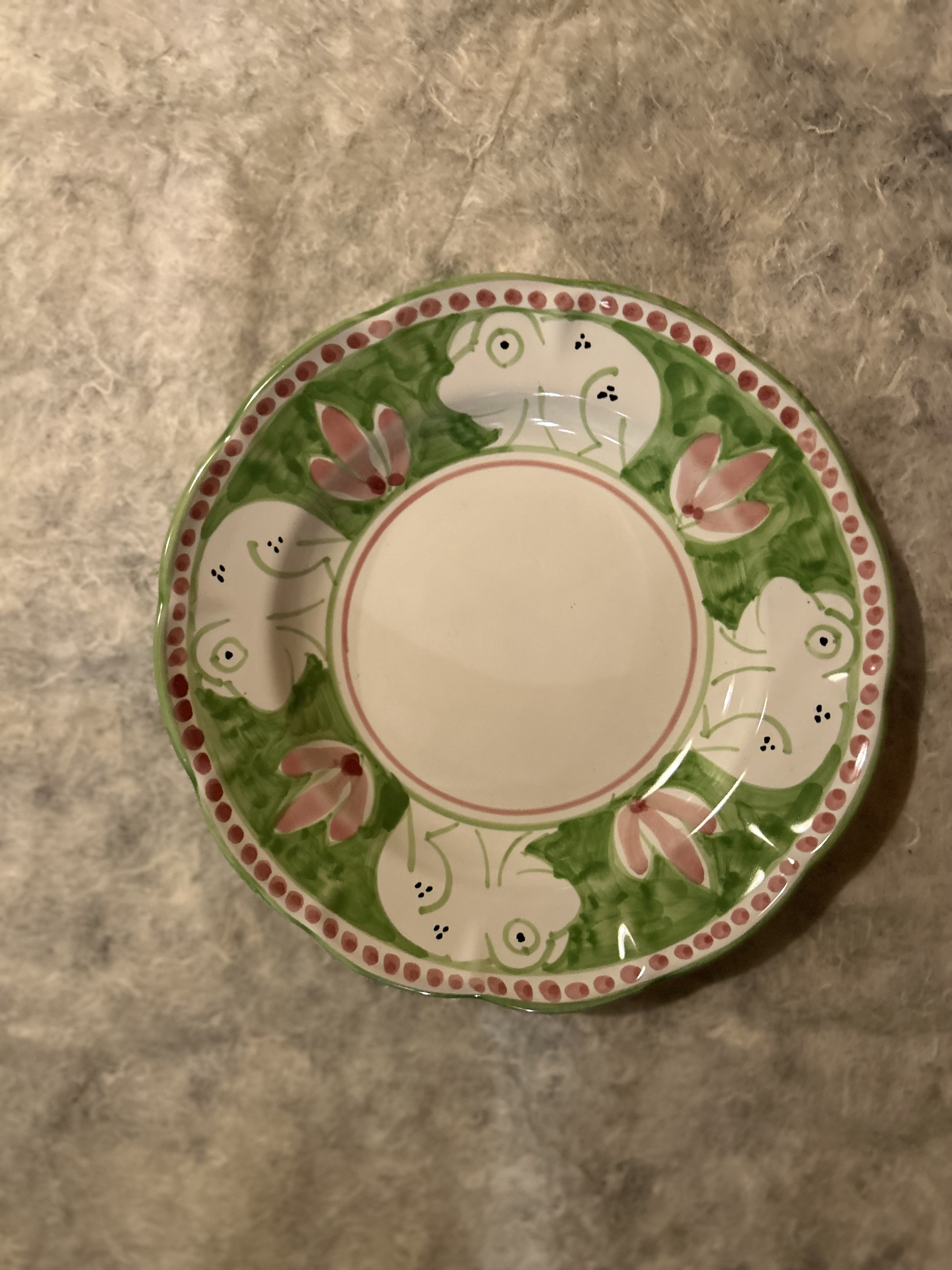 【常温】ｼﾁﾘｱ陶器/平皿 23cm 動物･薄緑
