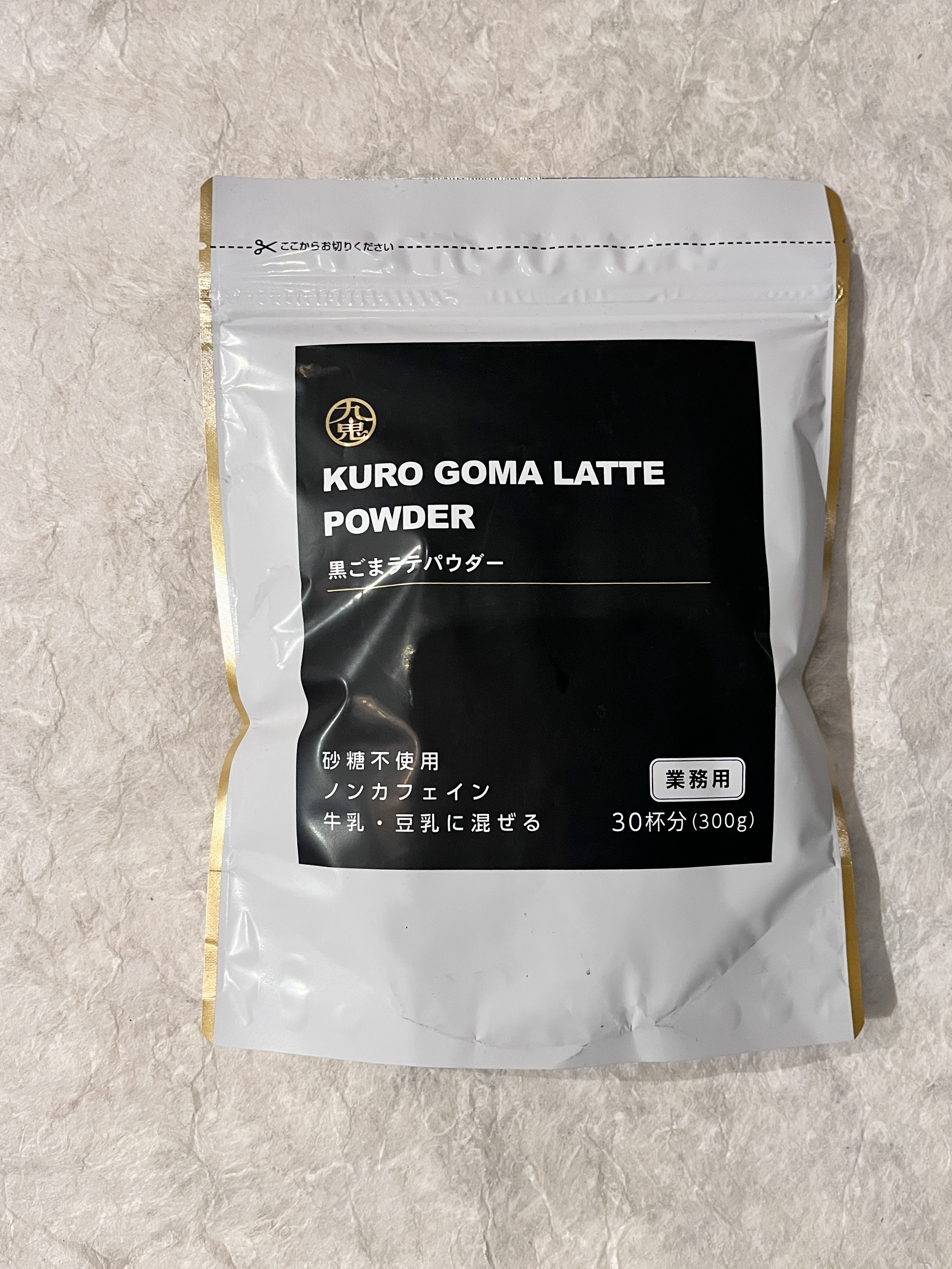 【常温】九鬼/黒ごまﾗﾃﾊﾟｳﾀﾞｰ