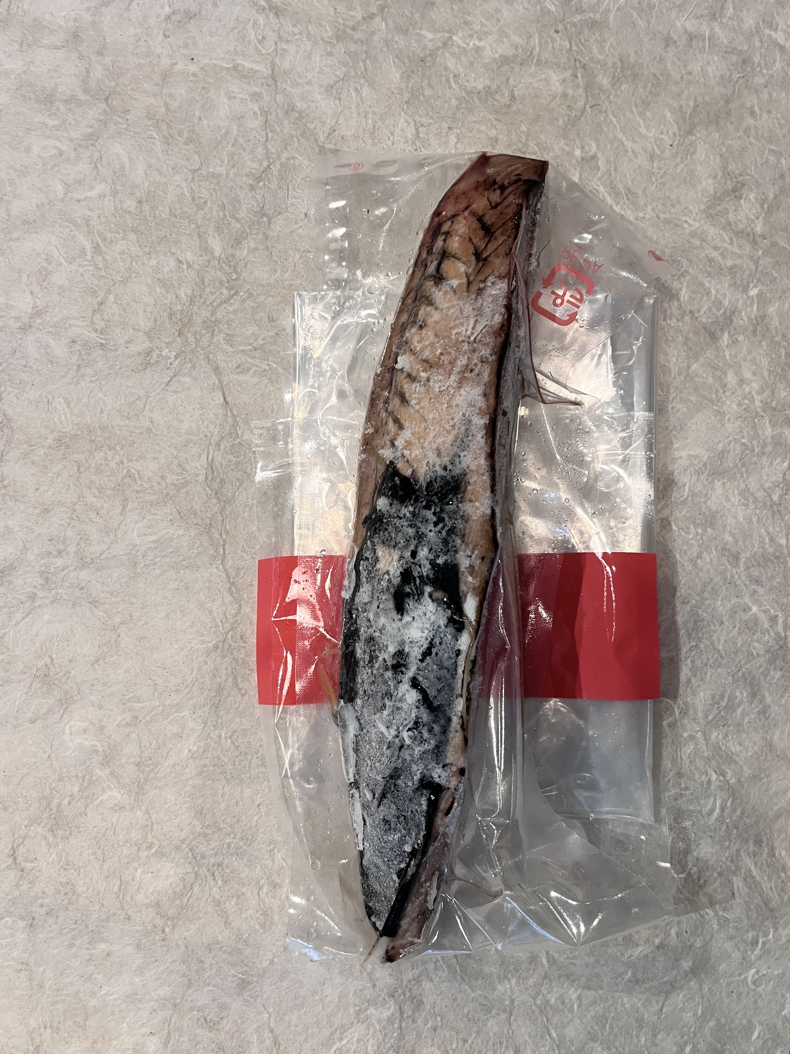 【冷凍】魚市/桜燻し鰹ﾀﾀｷ(一本釣り原料)