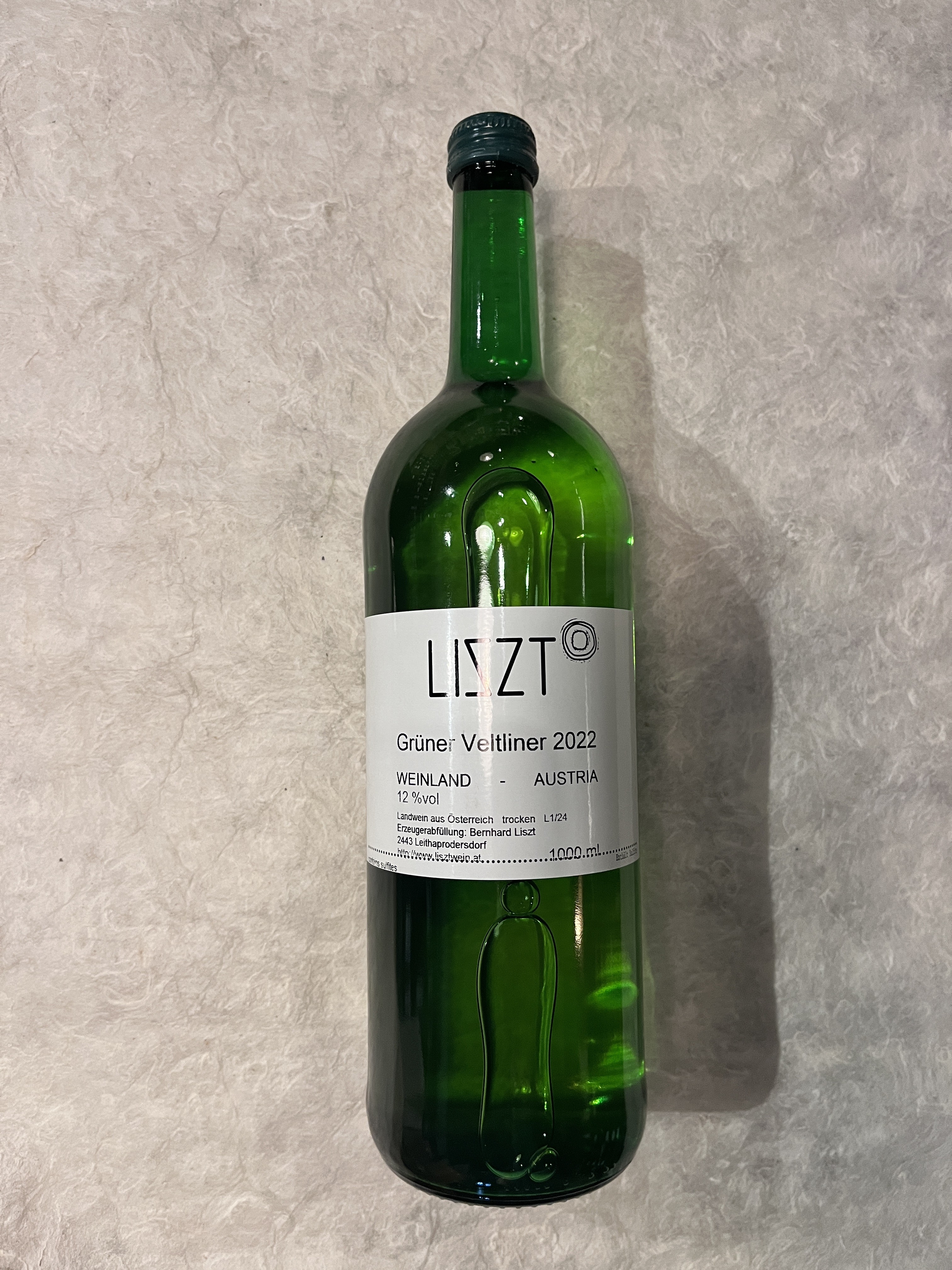 【酒】○ﾘｽﾄ/ｸﾞﾘｭｰﾅ･ｳﾞｪﾙﾄﾘｰﾅｰ 2022
