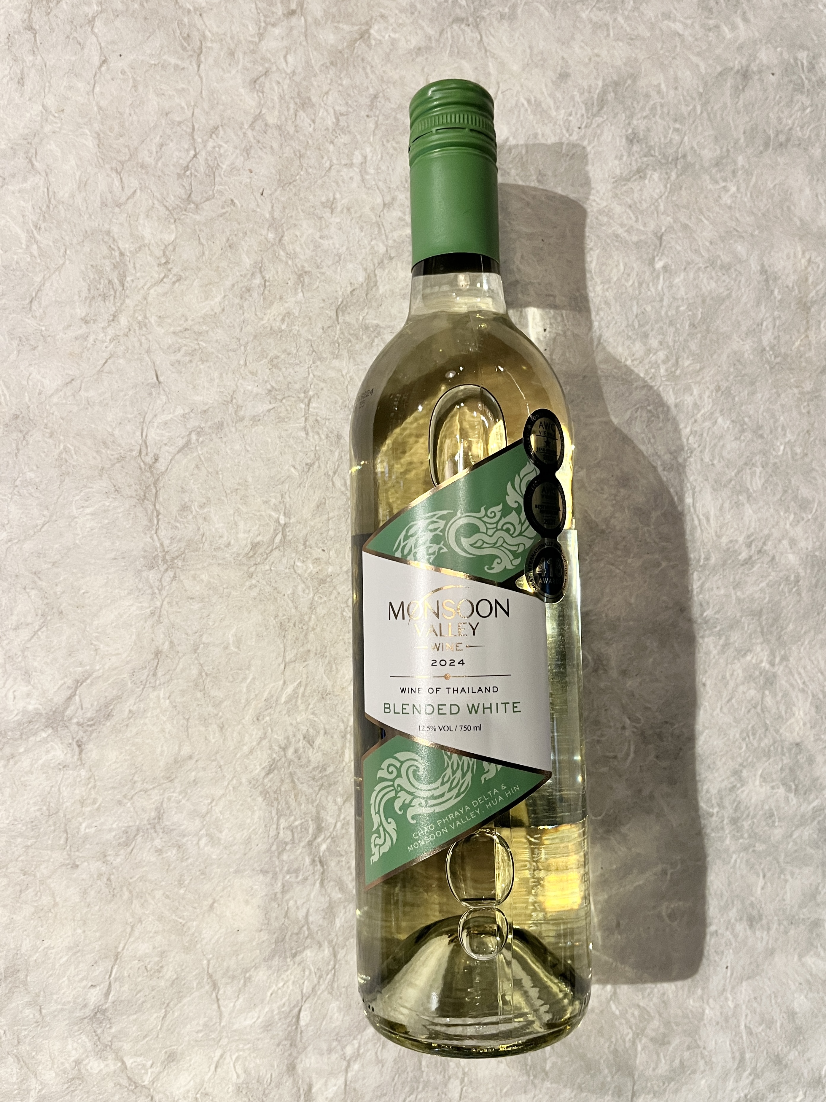 【酒】ｻｲｱﾑ/ﾓﾝｽｰﾝﾊﾞﾚｰ･ｸﾗｼｯｸ･ﾎﾜｲﾄ